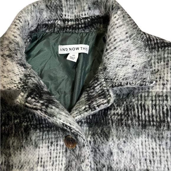 And now this green gray plaid meadowland cropped shacket jacket - Picture 4 of 7